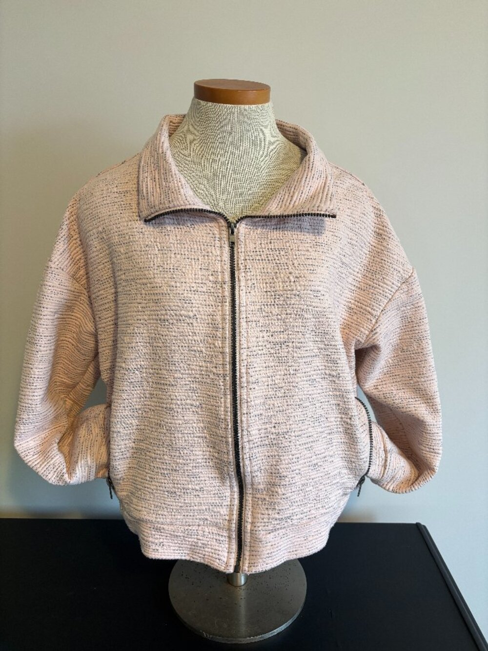 Reebok RBX Lightweight Peach Full Zip Jacket or Work Out Layer